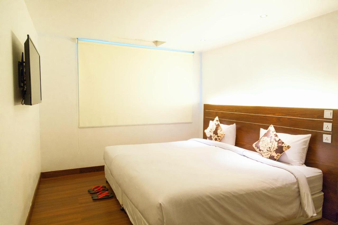 Clover Suites Royal Lake Γιανγκόν Εξωτερικό φωτογραφία